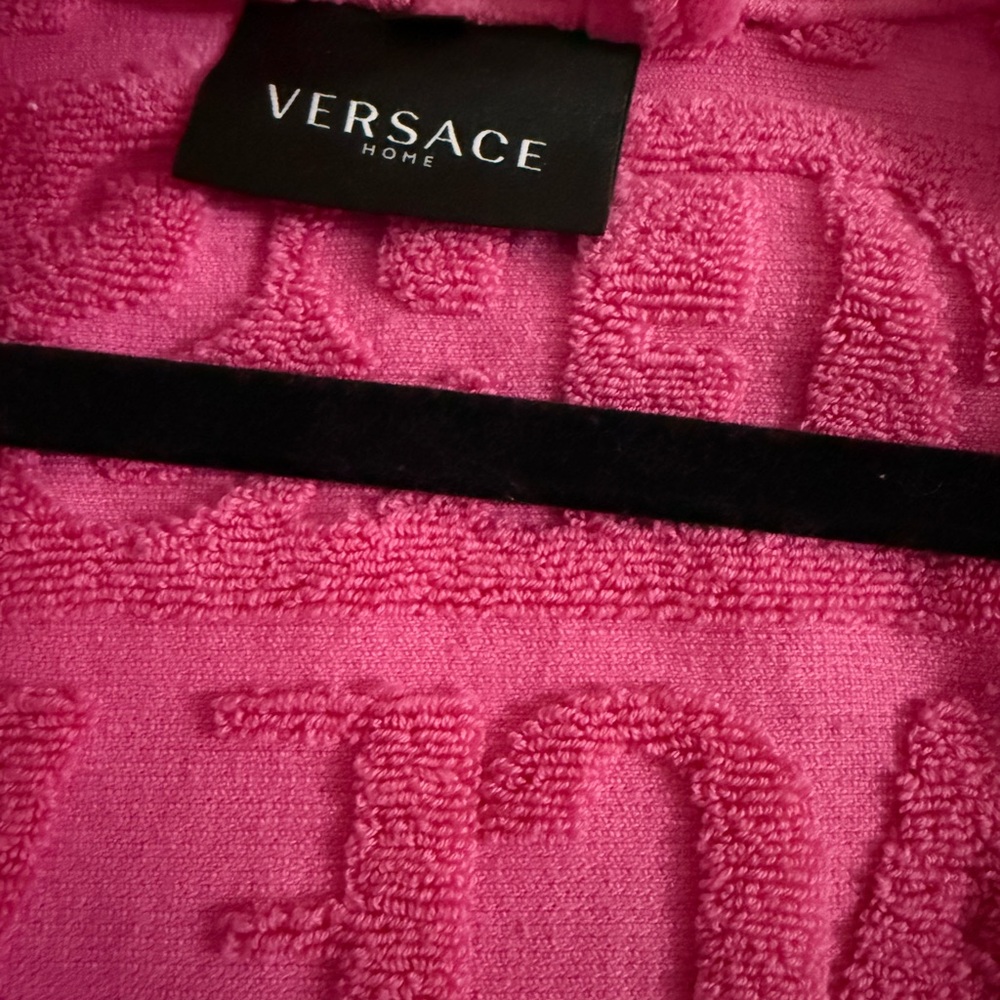 Versace Fuchsia Towel with Black Detail - Picture 3 of 5